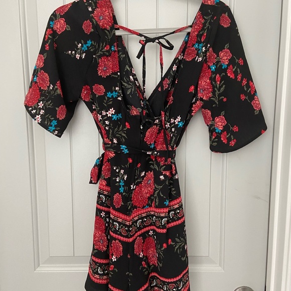 Francesca’s rompers - Picture 2 of 3